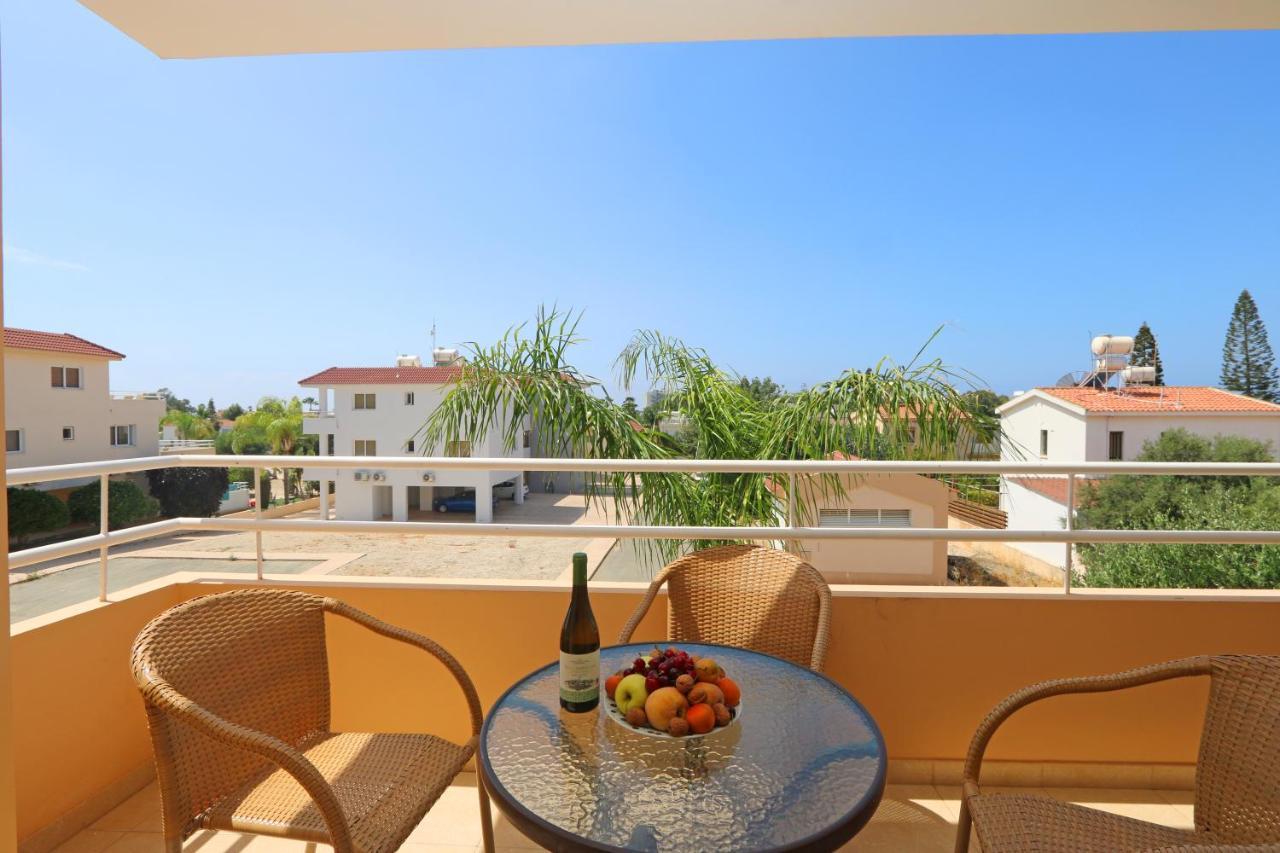 Nissi 3 View Holiday 2 Bedroom Apartment أيا نابا المظهر الخارجي الصورة