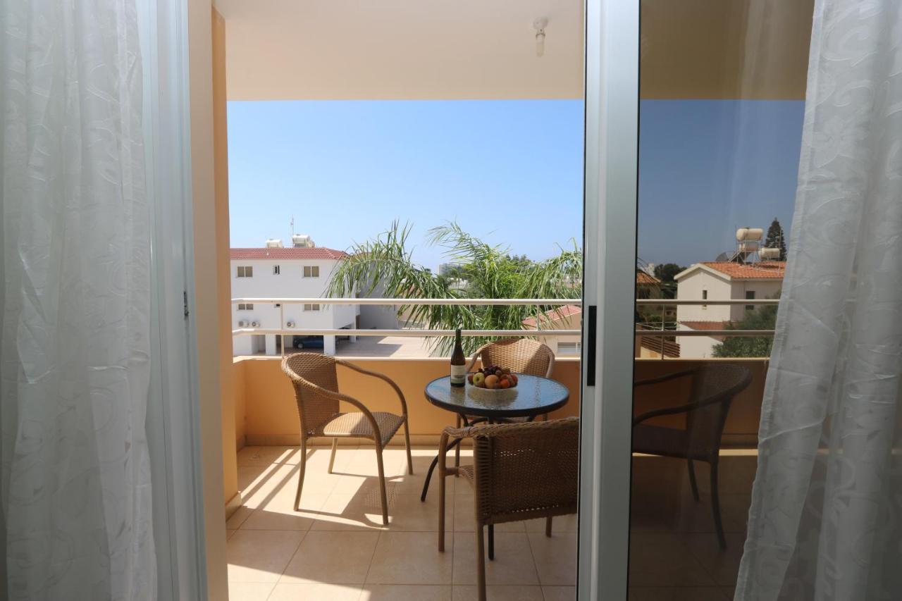 Nissi 3 View Holiday 2 Bedroom Apartment أيا نابا المظهر الخارجي الصورة